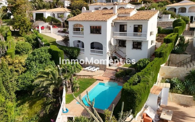 Detached villa - Resale - Benalmadena - Benalmadena Centro