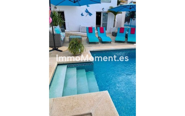 Detached villa - Resale - Benalmadena - Benalmadena Centro