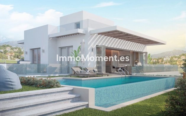 Detached villa - Resale - Benalmadena - Benalmadena Centro
