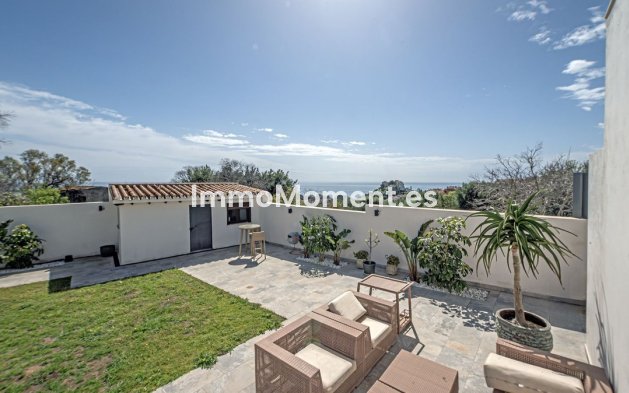 Detached villa - Resale - Benalmadena - Benalmadena Pueblo