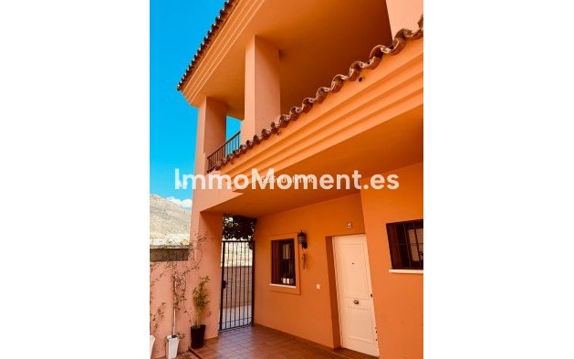Detached villa - Resale - Benalmadena - Benalmadena Pueblo