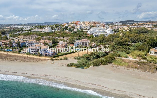 Detached villa - Resale - Casares - Casares Playa
