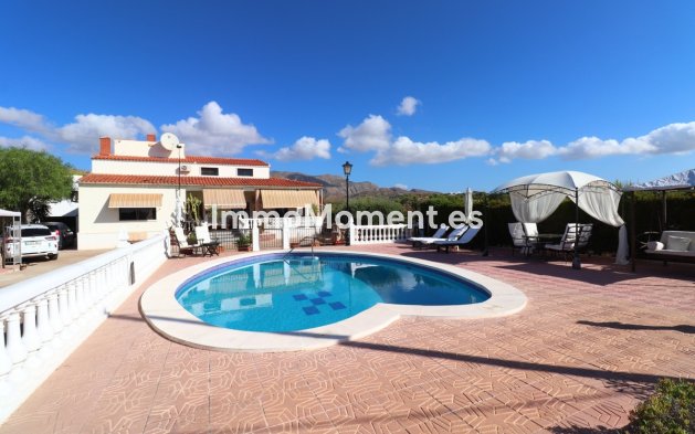 Detached villa - Resale - Crevillente - Crevillente - Crevillent Centro