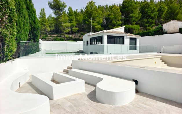 Detached villa - Resale - Denia - Denia Centro