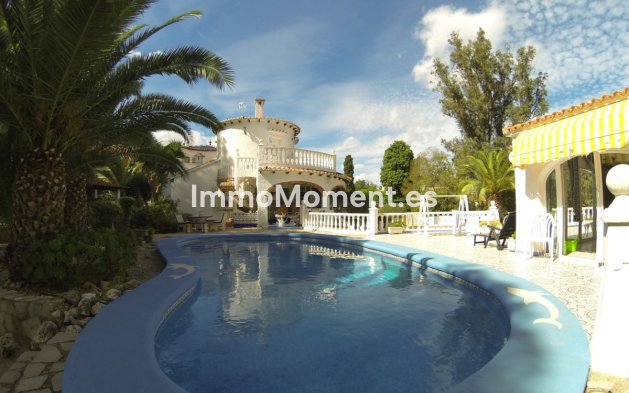 Detached villa - Resale - Denia - Denia Centro