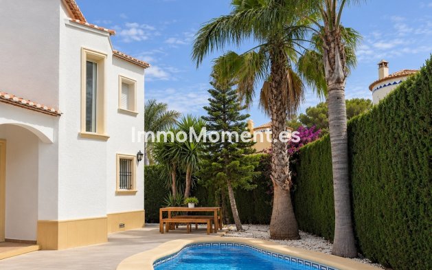 Detached villa - Resale - Denia - La Sella Golf