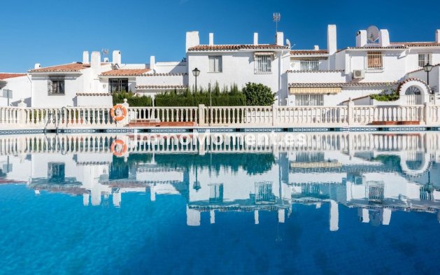Detached villa - Resale - Estepona - Estepona Centro