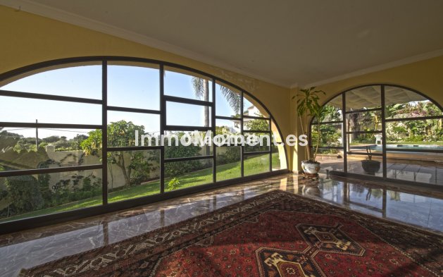 Detached villa - Resale - Estepona - New Golden Mile