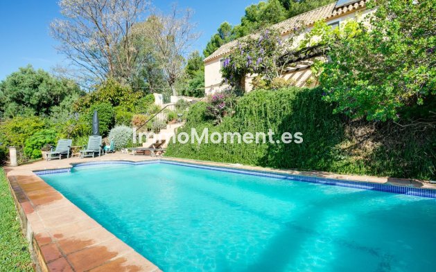 Detached villa - Resale - Estepona - RSO-88487
