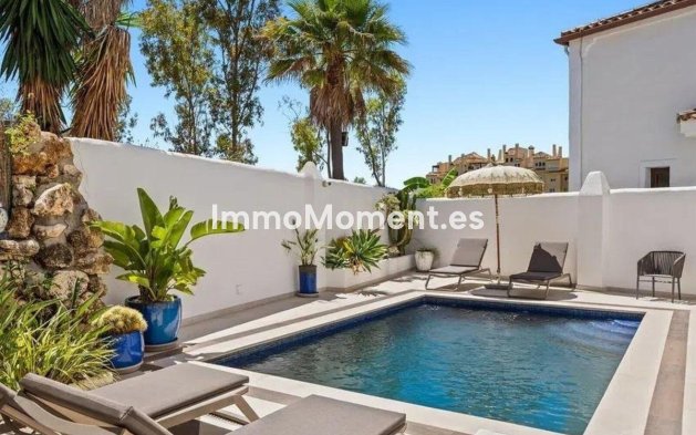Detached villa - Resale - Estepona - Selwo