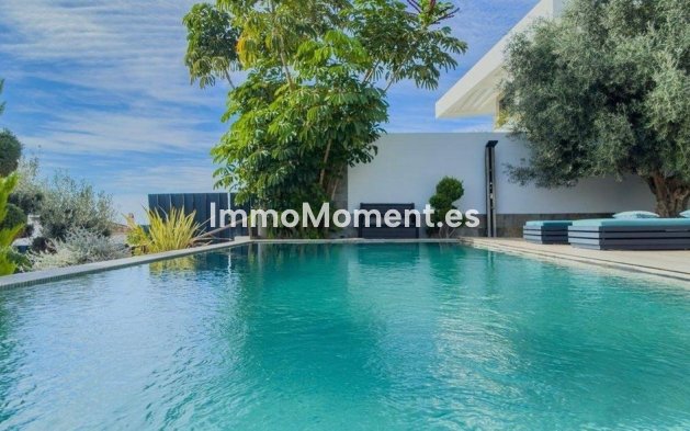 Detached villa - Resale - Finestrat - Finestrat