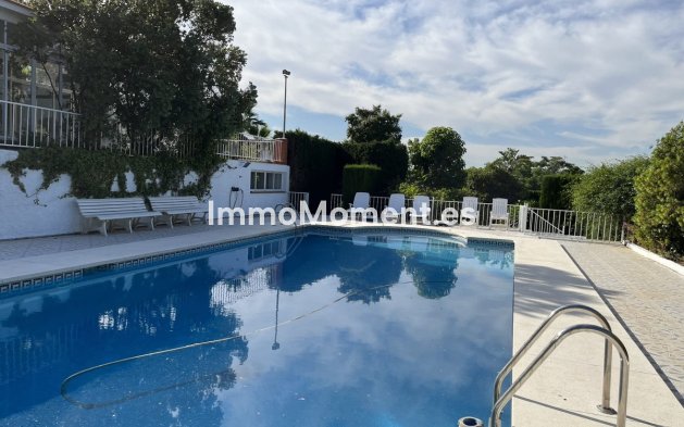 Detached villa - Resale - Inland  - Alhaurín de la Torre