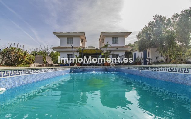 Detached villa - Resale - Inland  - Monda
