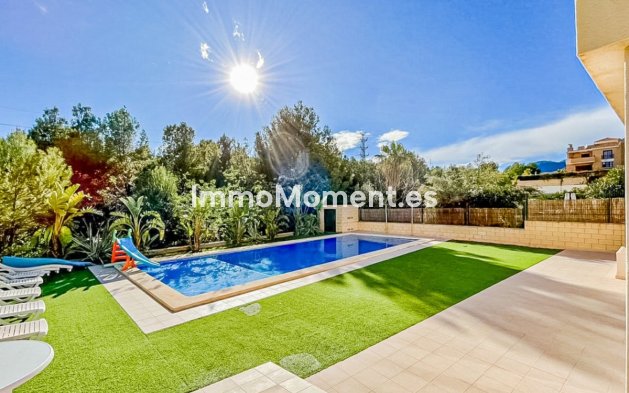 Detached villa - Resale - La Nucía - La Nucia Centro