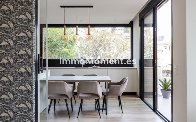 Detached villa - Resale - Málaga - El Atabal