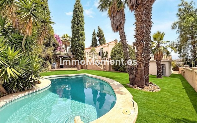 Detached villa - Resale - Málaga - El Atabal