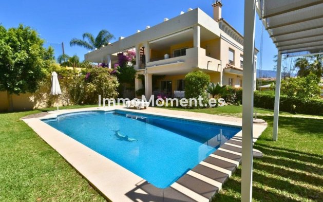 Detached villa - Resale - Marbella - Guadalmina Alta