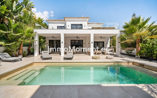 Detached villa - Resale - Marbella - Marbesa