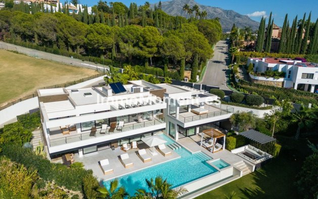 Detached villa - Resale - Marbella - Nueva Andalucía