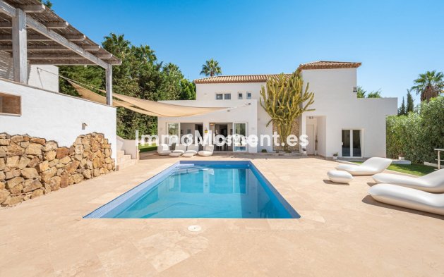 Detached villa - Resale - Marbella - Nueva Andalucía