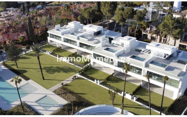 Detached villa - Resale - Marbella - Nueva Andalucía