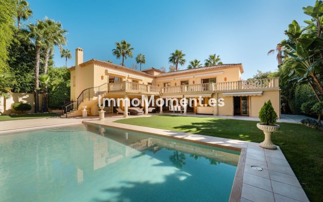 Detached villa - Resale - Marbella - Nueva Andalucía