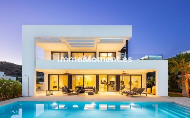 Detached villa - Resale - Marbella - Nueva Andalucía