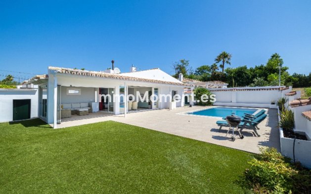 Detached villa - Resale - Marbella - San Pedro de Alcántara