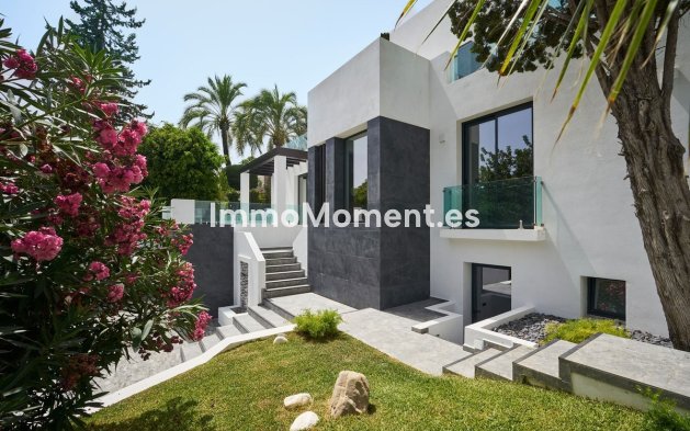 Detached villa - Resale - Marbella - Sierra Blanca