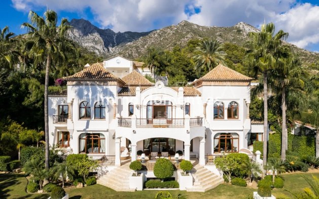 Detached villa - Resale - Marbella - Sierra Blanca