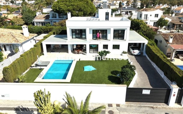 Detached villa - Resale - Mijas Costa - Calahonda