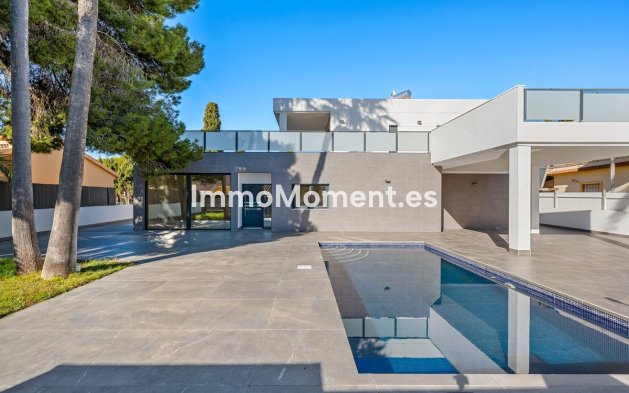Detached villa - Resale - Orihuela - Campoamor
