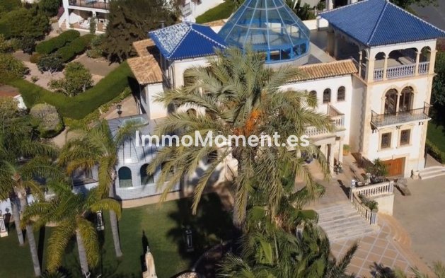 Detached villa - Resale - Orihuela Costa - Orihuela Costa