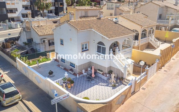 Detached villa - Resale - Orihuela - Los Altos