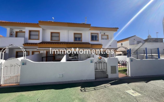 Detached villa - Resale - Pilar de la Horadada - Torre de la Horadada