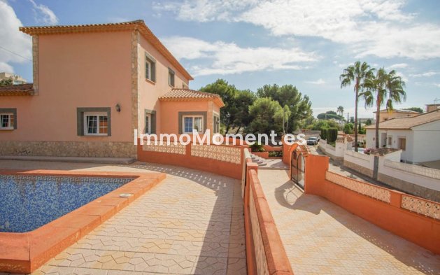 Detached villa - Resale - Pinoso - Los Pinos