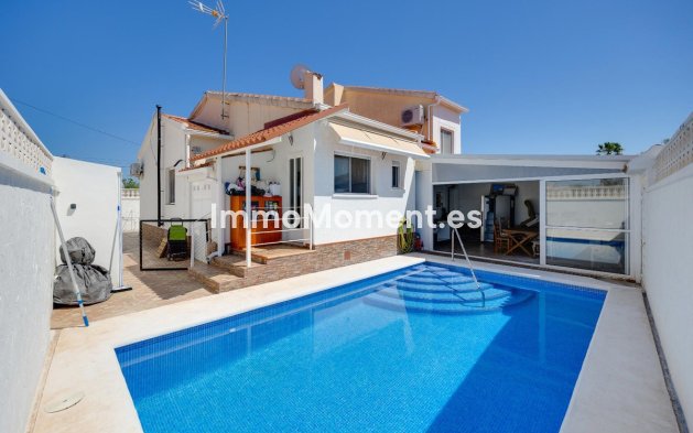 Detached villa - Resale - San Fulgencio - La Marina