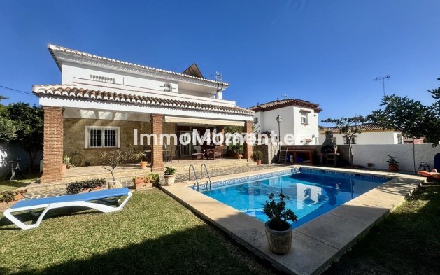Detached villa - Resale - Torremolinos - Torremolinos