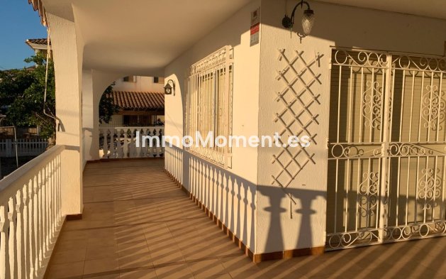 Freistehende Villa - Wiederverkauf - Águilas - Águilas Centro