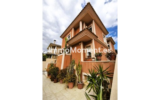 Freistehende Villa - Wiederverkauf - Alicante - Alicante Centro