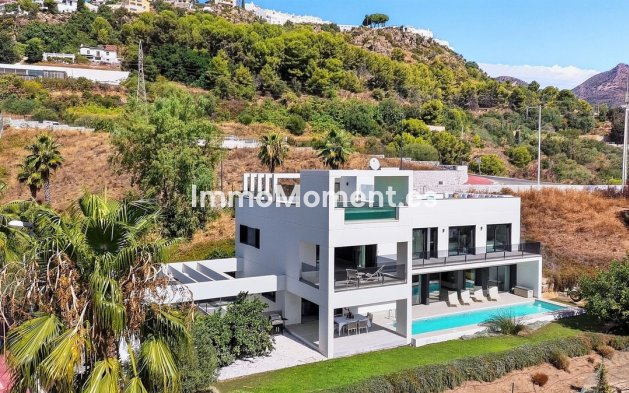 Freistehende Villa - Wiederverkauf - Benalmadena - Torremuelle