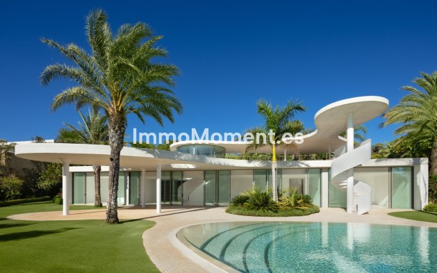 Freistehende Villa - Wiederverkauf - Casares - Casares Centro