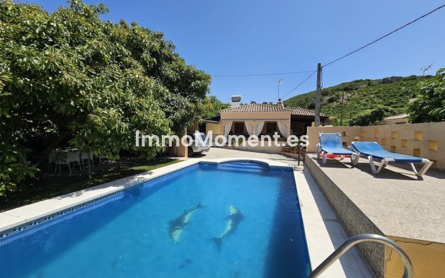 Freistehende Villa - Wiederverkauf - Casares - Casares Centro