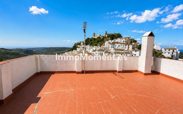 Freistehende Villa - Wiederverkauf - Casares - Casares Centro