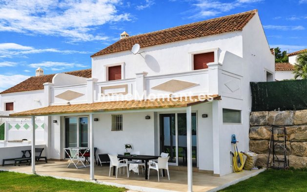 Freistehende Villa - Wiederverkauf - Casares - Casares Playa