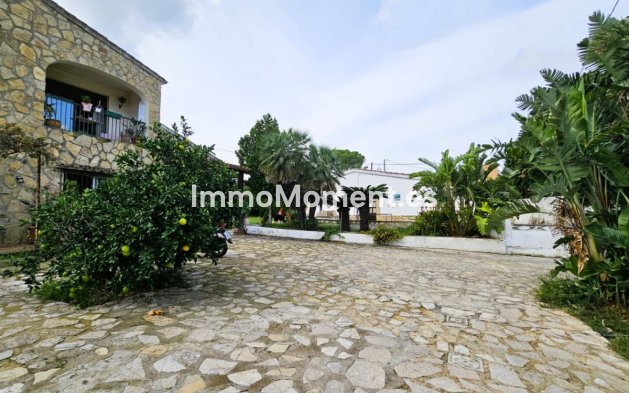Freistehende Villa - Wiederverkauf - Denia - Denia Centro