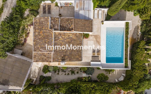 Freistehende Villa - Wiederverkauf - Denia - Denia Centro