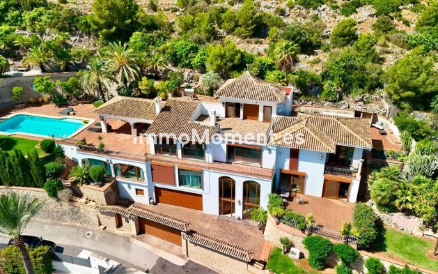Freistehende Villa - Wiederverkauf - Denia - Denia Centro