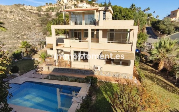 Freistehende Villa - Wiederverkauf - El Campello - Campello - El Campello Centro
