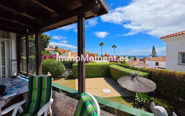 Freistehende Villa - Wiederverkauf - Estepona  - Estepona Centro